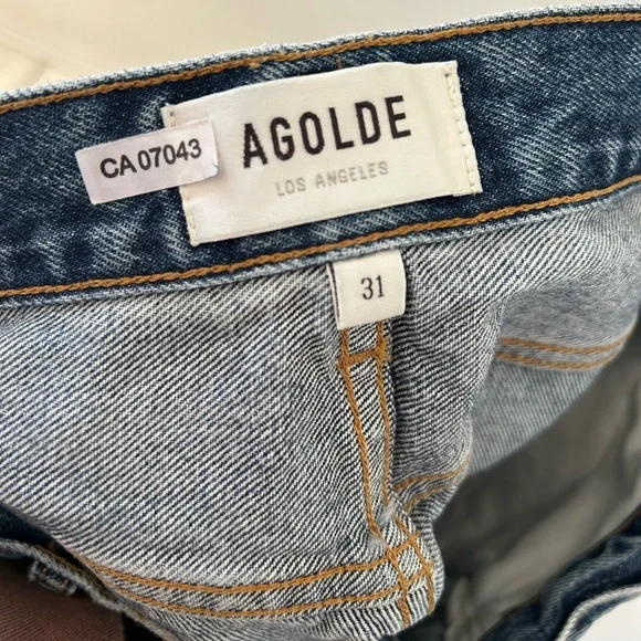 AGOLDE Riley Shorts - Picture 7 of 11